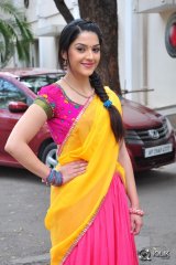 Mehreen at Krishna Gadi Veera Prema Gaadha Movie Press Meet